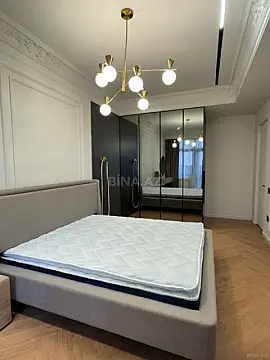 Satılır 3 otaqlı mənzil 110 m²