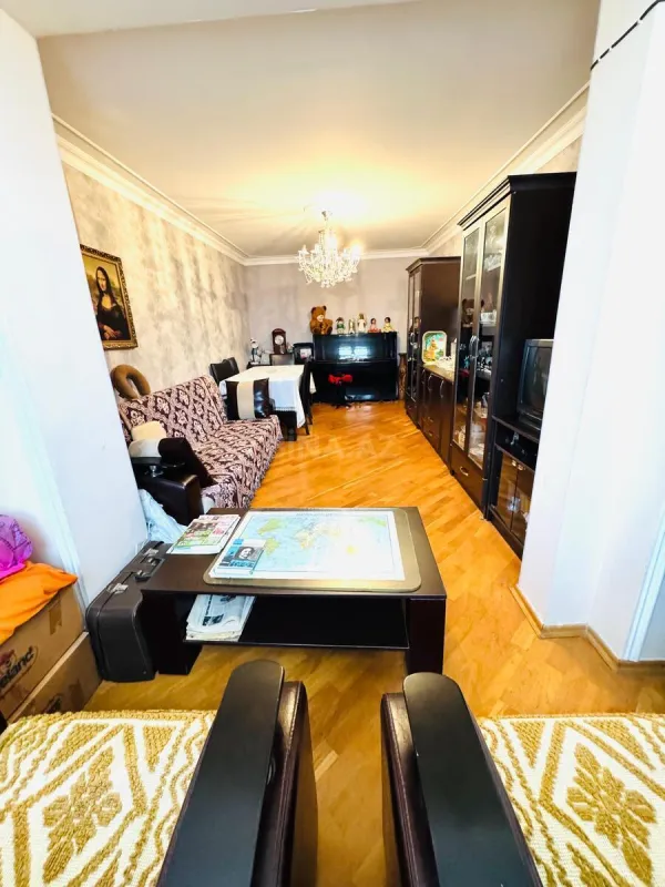Satılır 2 otaqlı mənzil 60 m²
