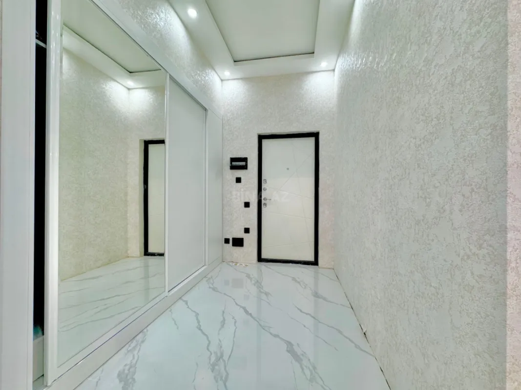 Satılır 3 otaqlı mənzil 92 m²