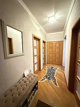 Satılır 4 otaqlı mənzil 120 m²