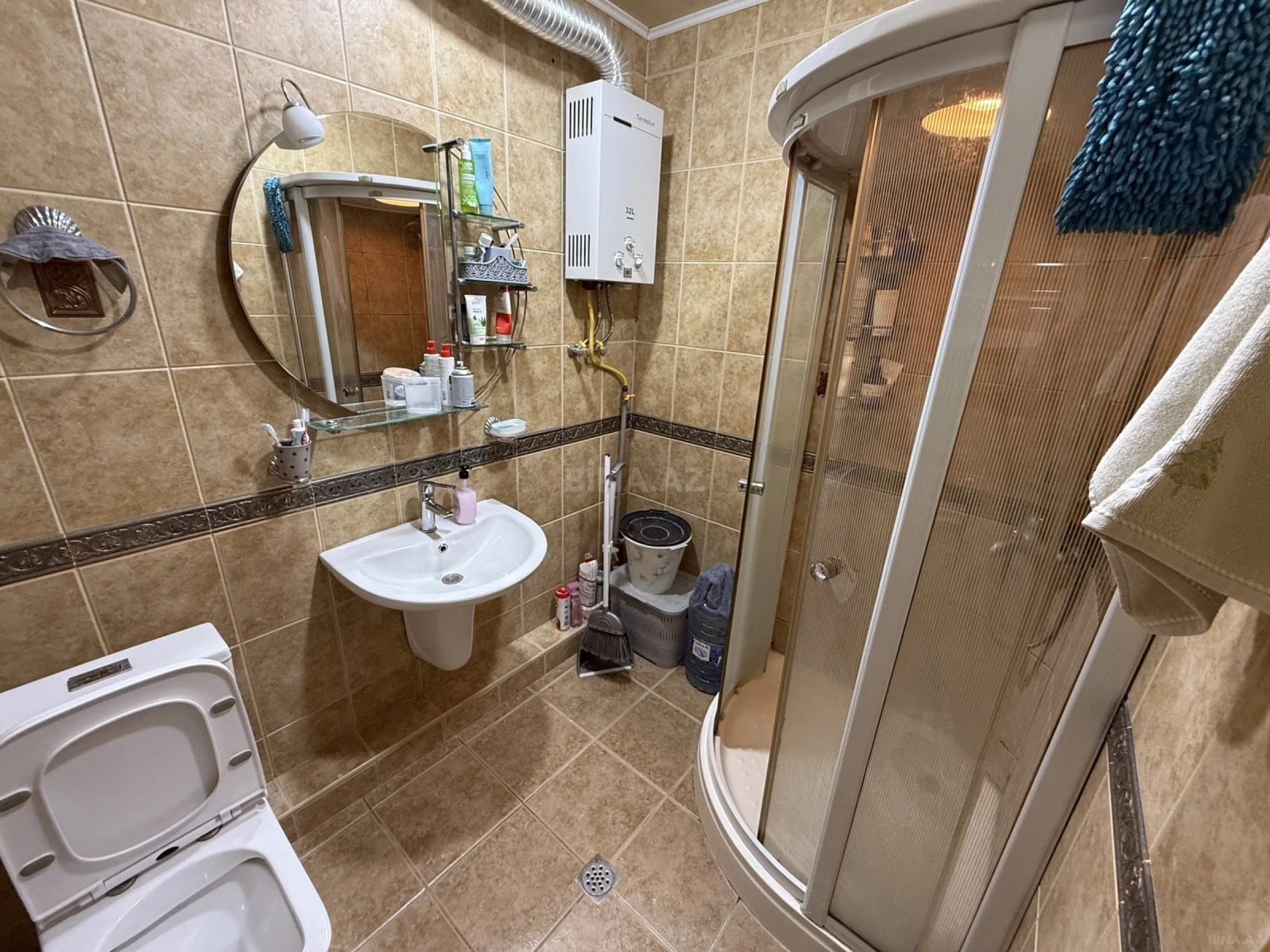 Satılır 4 otaqlı mənzil 120 m²