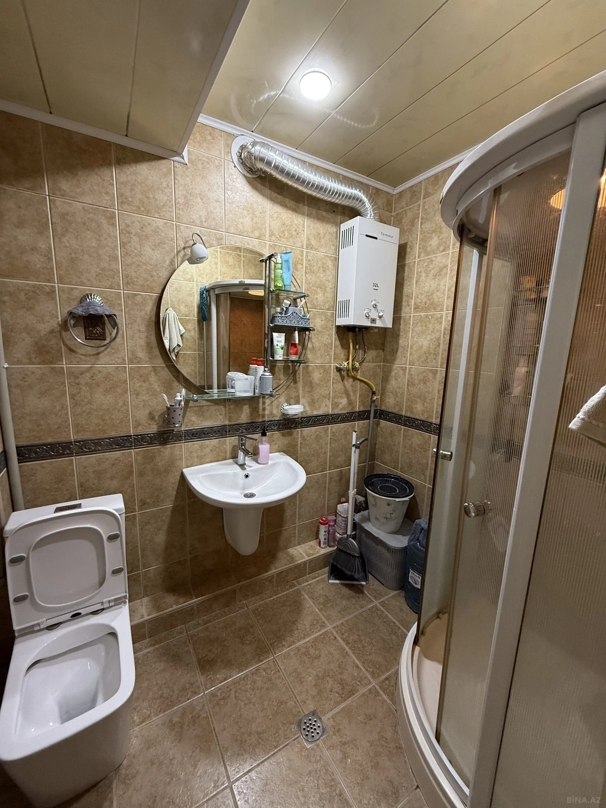 Satılır 4 otaqlı mənzil 120 m²