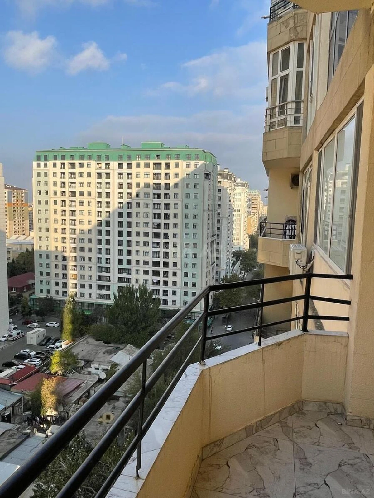 Kirayə verilir 3 otaqlı mənzil 155 m²