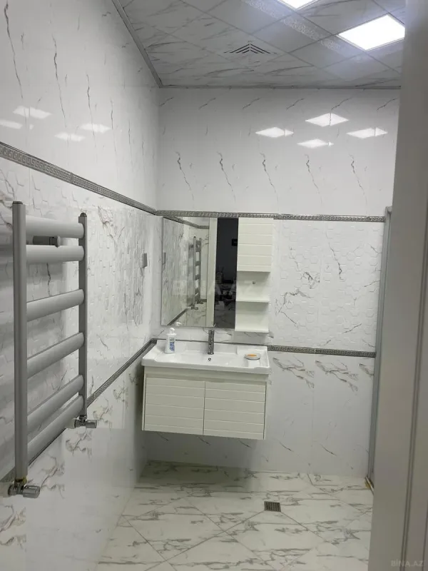 Kirayə verilir 3 otaqlı mənzil 155 m²