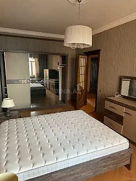 Satılır 4 otaqlı mənzil 169 m²