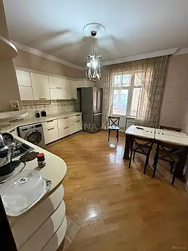 Satılır 4 otaqlı mənzil 169 m² — Bakı, Bülbülə 4 otaq 169.00 m²