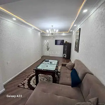 Satılır 2 otaqlı mənzil 75 m²