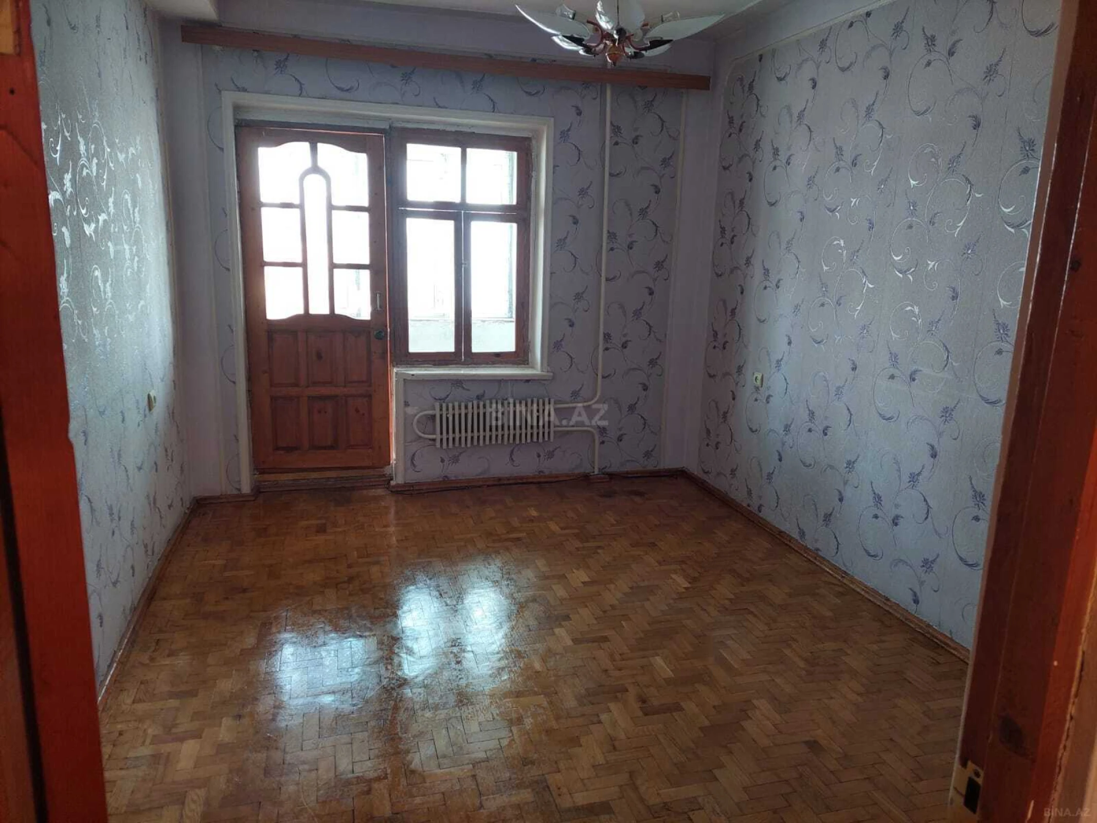 Satılır 4 otaqlı mənzil 100 m²