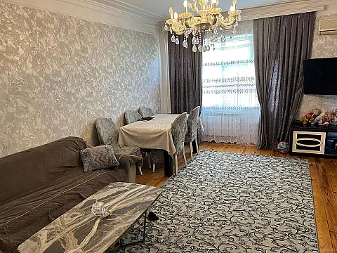 Satılır 3 otaqlı mənzil 70 m²
