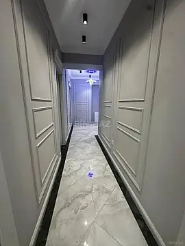 Satılır 4 otaqlı mənzil 161 m²