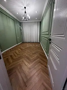 Satılır 4 otaqlı mənzil 161 m²