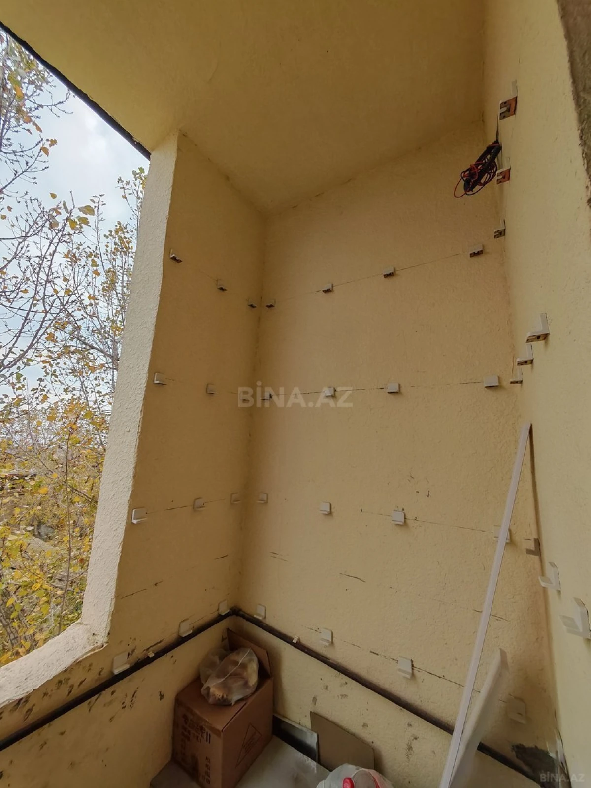 Satılır 2 otaqlı mənzil 72 m²