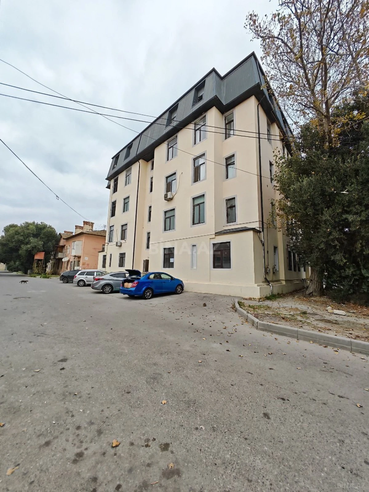 Satılır 2 otaqlı mənzil 72 m²