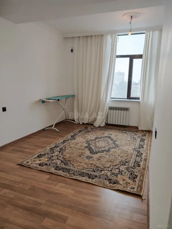 Satılır 2 otaqlı mənzil 72 m²