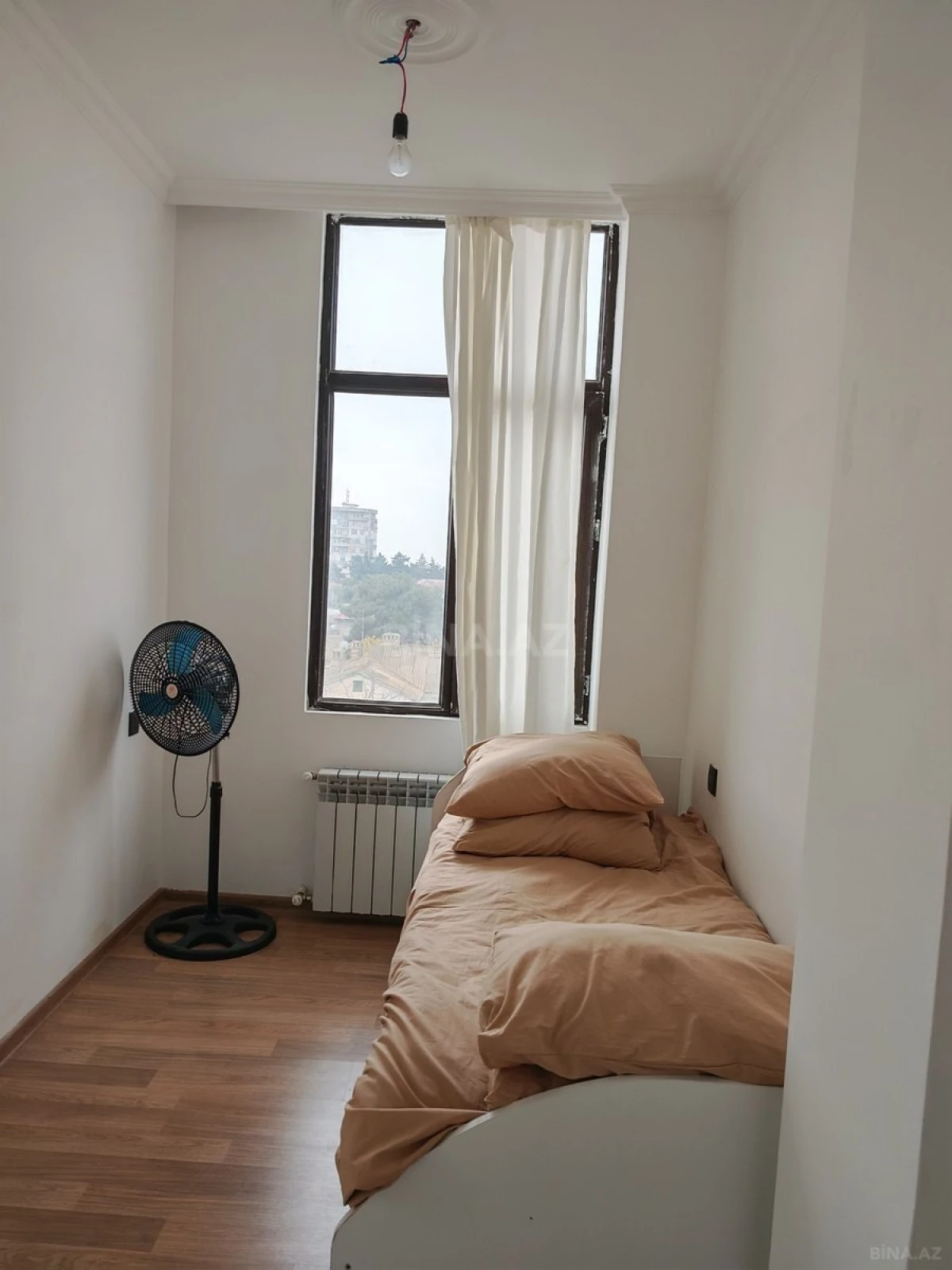 Satılır 2 otaqlı mənzil 72 m²