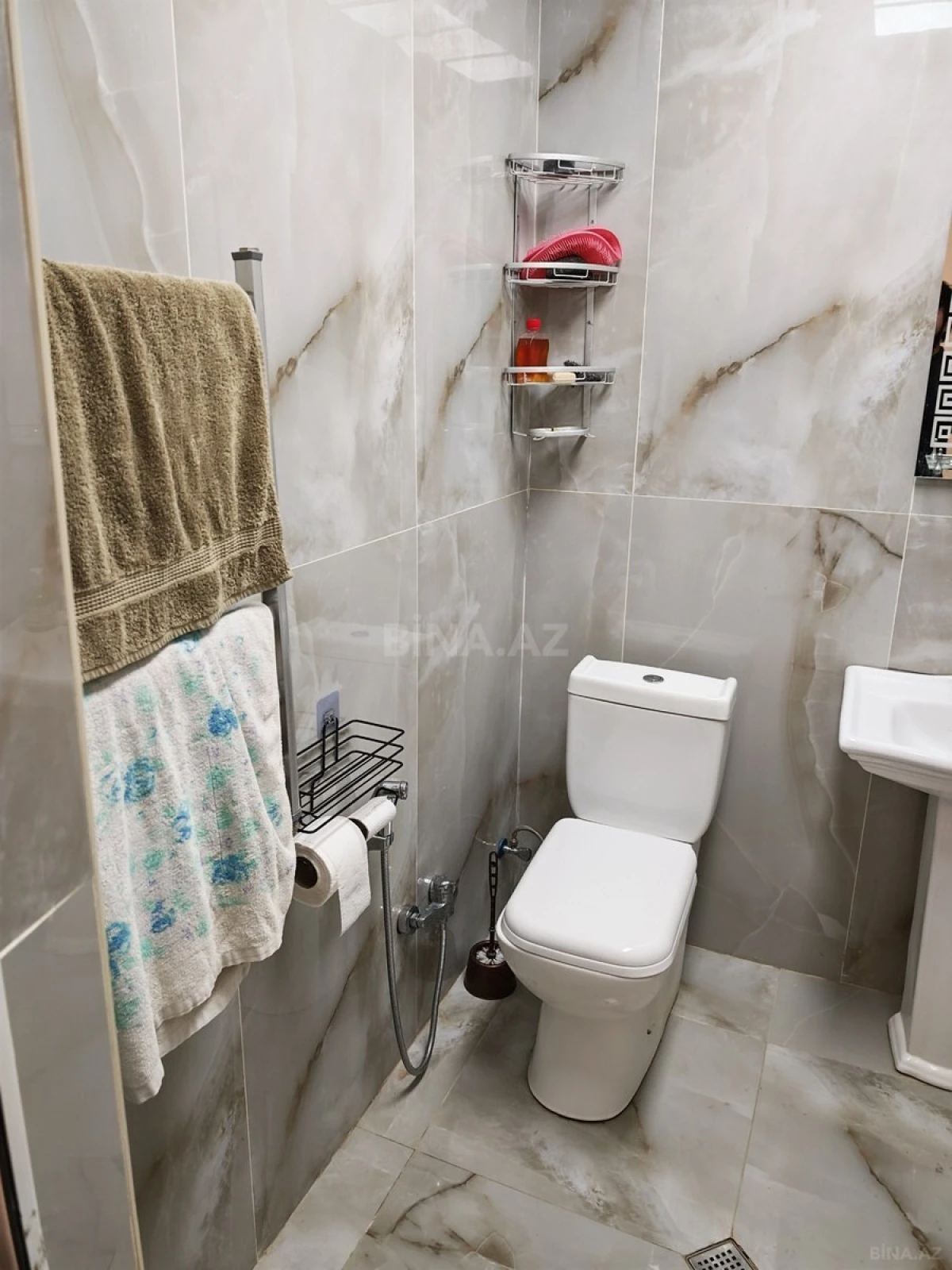 Satılır 2 otaqlı mənzil 72 m²
