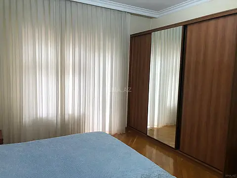 Kirayə verilir 3 otaqlı mənzil 155 m²