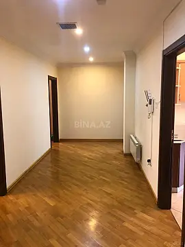 Kirayə verilir 3 otaqlı mənzil 155 m² — Bakı, Sahil qəs. 3 otaq 155.00 m²