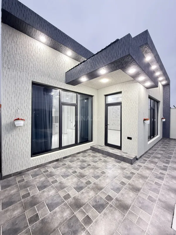 Satılır 4 otaqlı həyət evi 150 m²