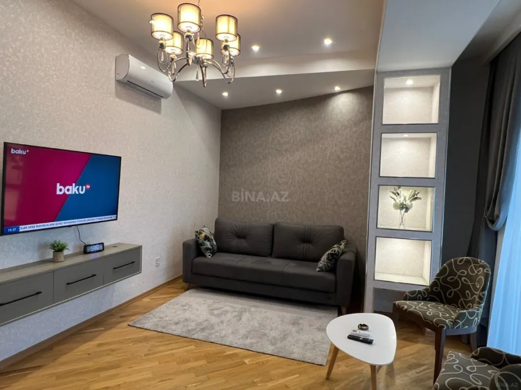 Satılır 3 otaqlı mənzil 102 m²