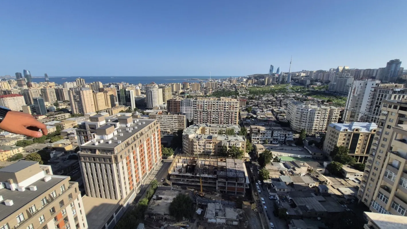 Satılır 3 otaqlı mənzil 276 m²