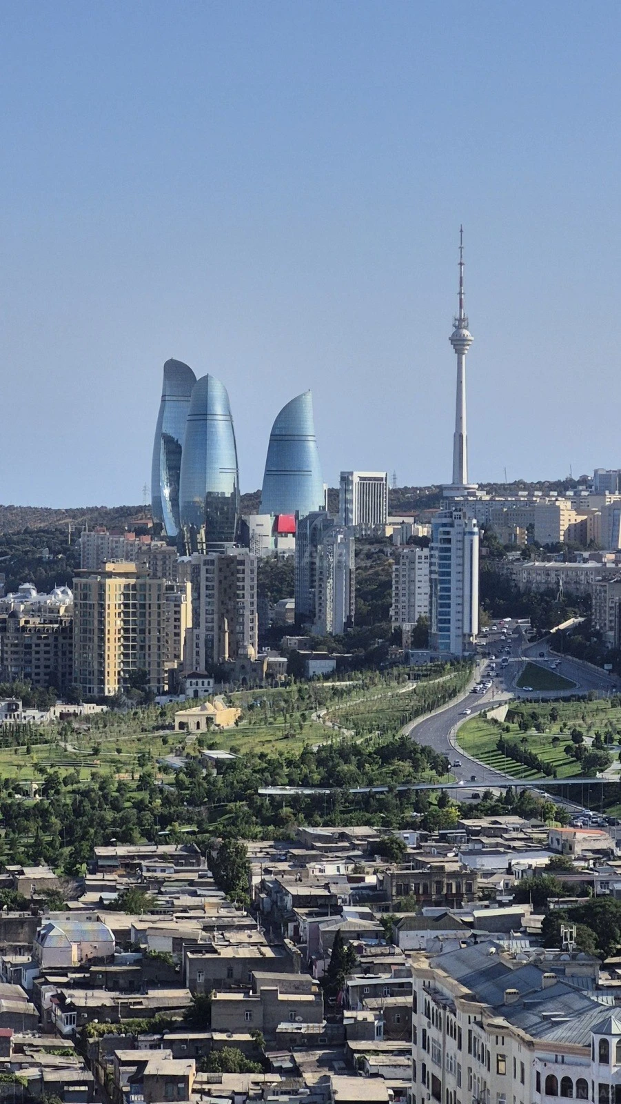 Satılır 3 otaqlı mənzil 276 m²