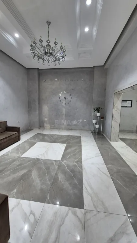 Satılır 3 otaqlı mənzil 276 m²
