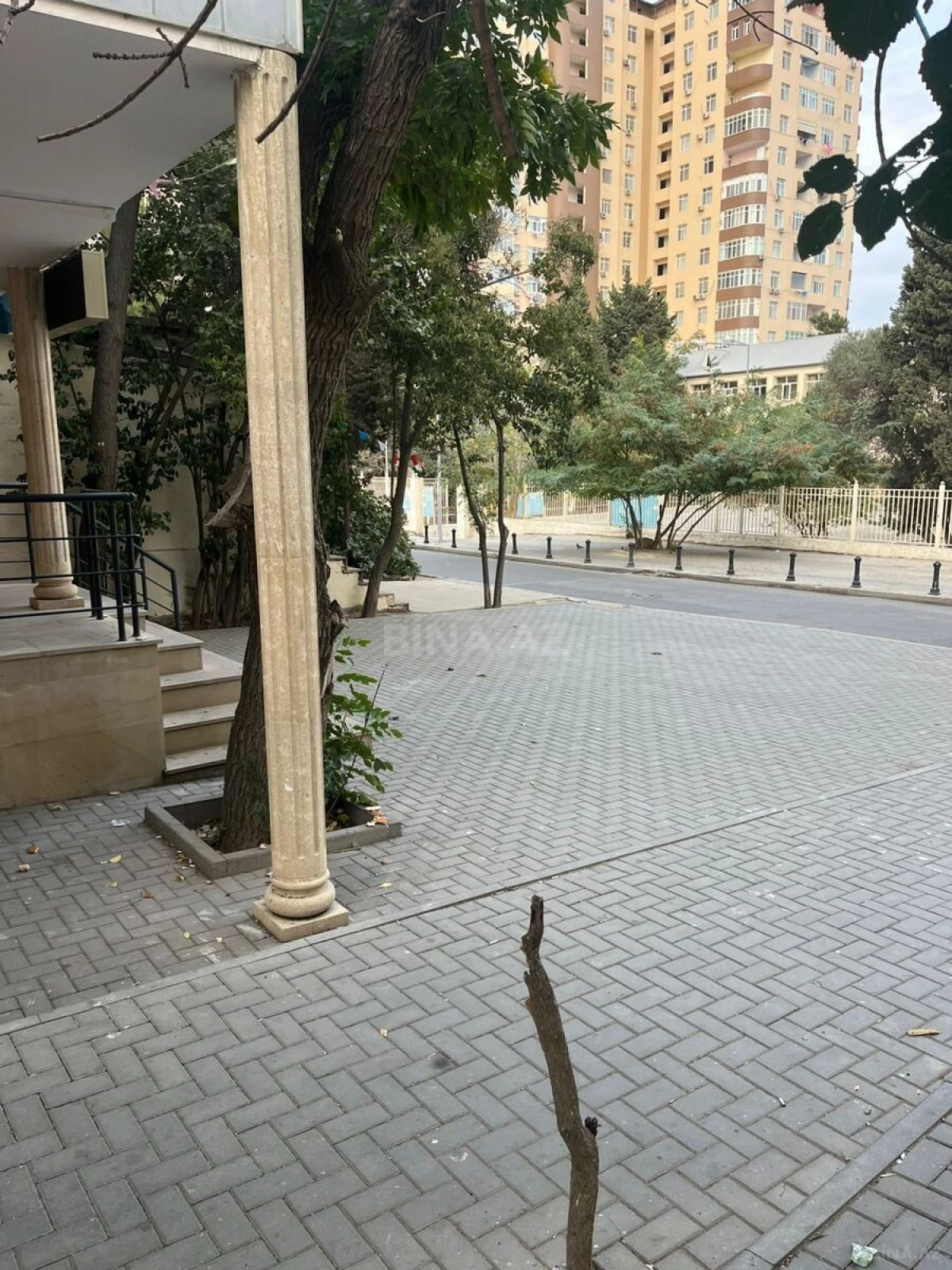 Satılır obyekt 44 m²