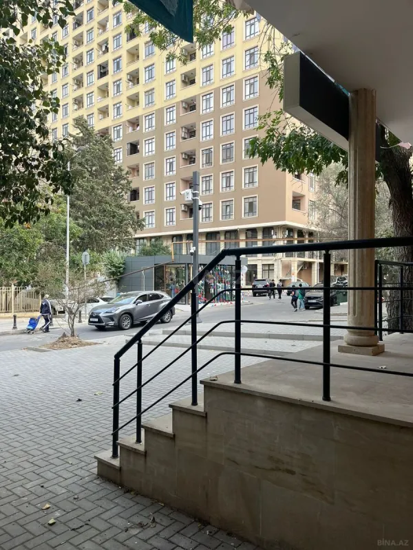 Satılır obyekt 44 m²