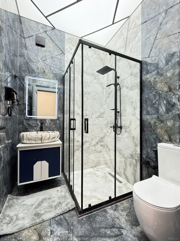 Satılır 5 otaqlı həyət evi 180 m²