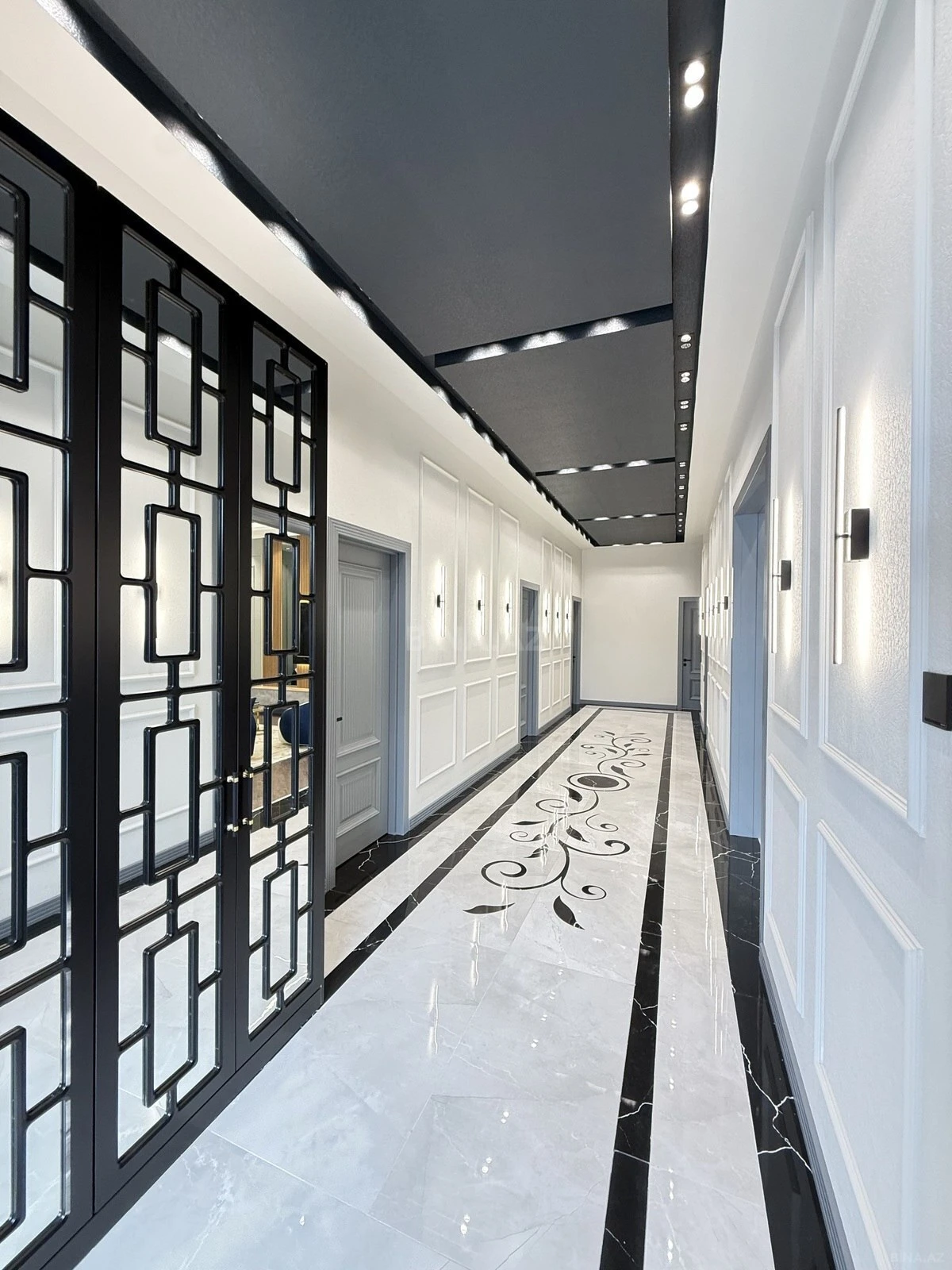 Satılır 5 otaqlı həyət evi 180 m²