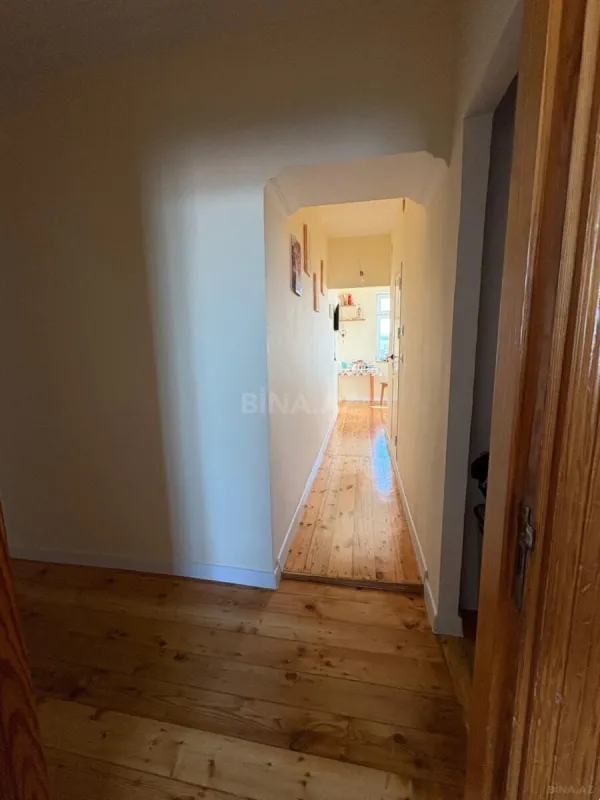 Satılır 4 otaqlı mənzil 100 m²