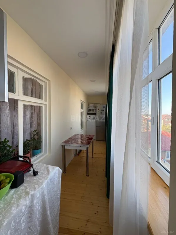 Satılır 4 otaqlı mənzil 100 m²