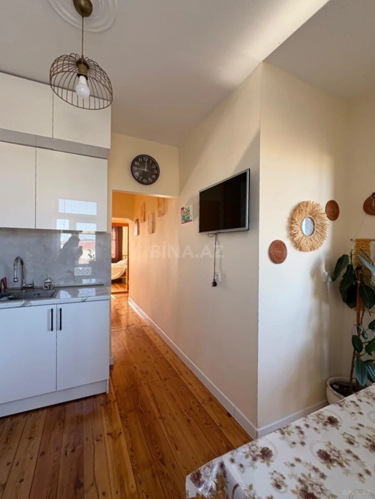 Satılır 4 otaqlı mənzil 100 m²