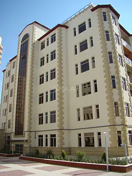 Satılır 4 otaqlı mənzil 145 m²