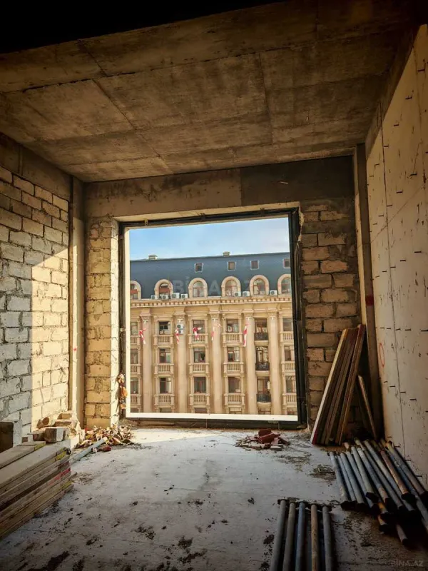 Satılır 2 otaqlı mənzil 124.1 m²