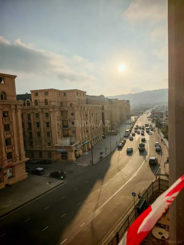 Satılır 2 otaqlı mənzil 124.1 m²