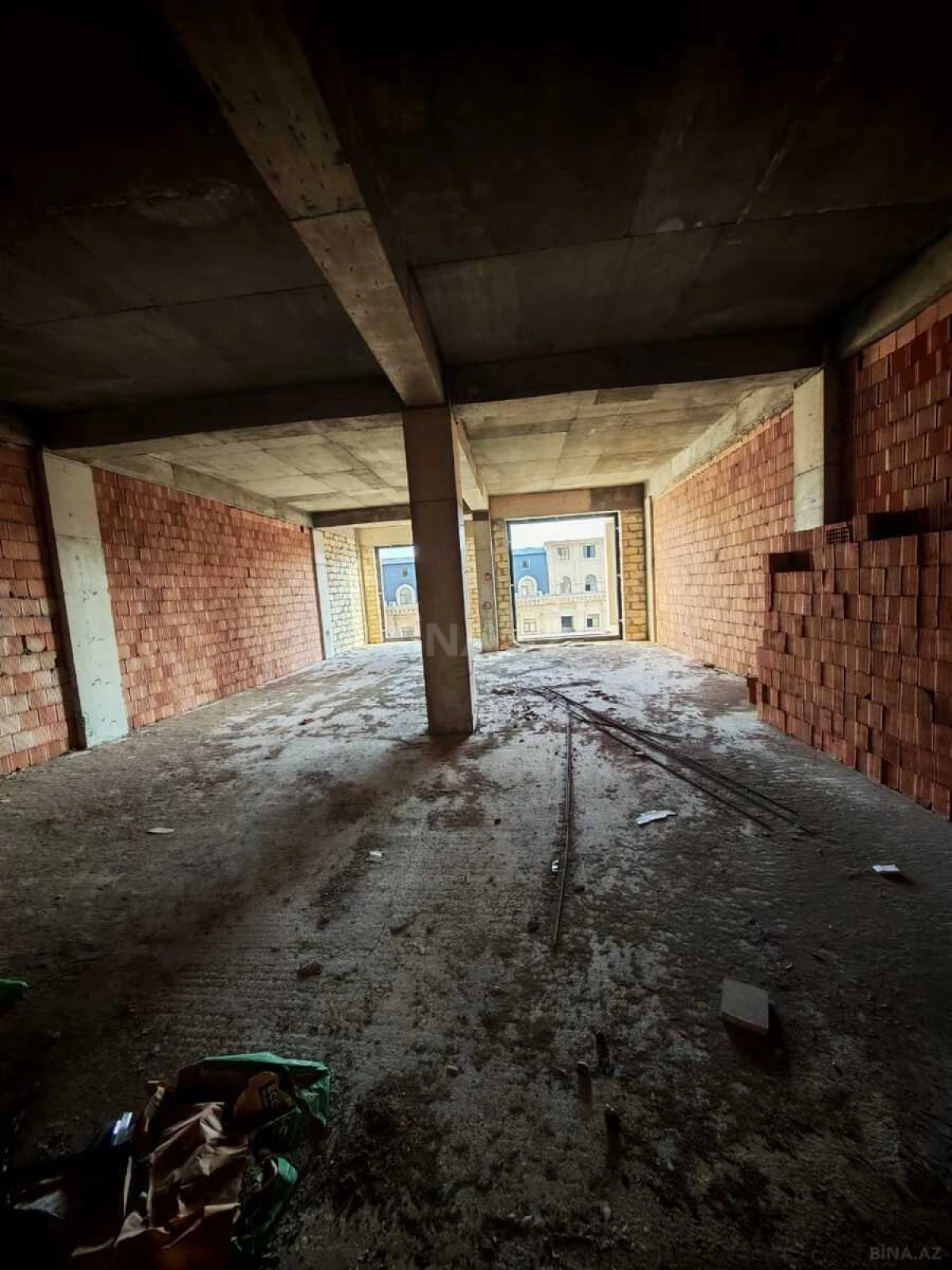 Satılır 2 otaqlı mənzil 124.1 m²