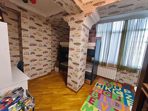 Satılır 3 otaqlı mənzil 102 m²