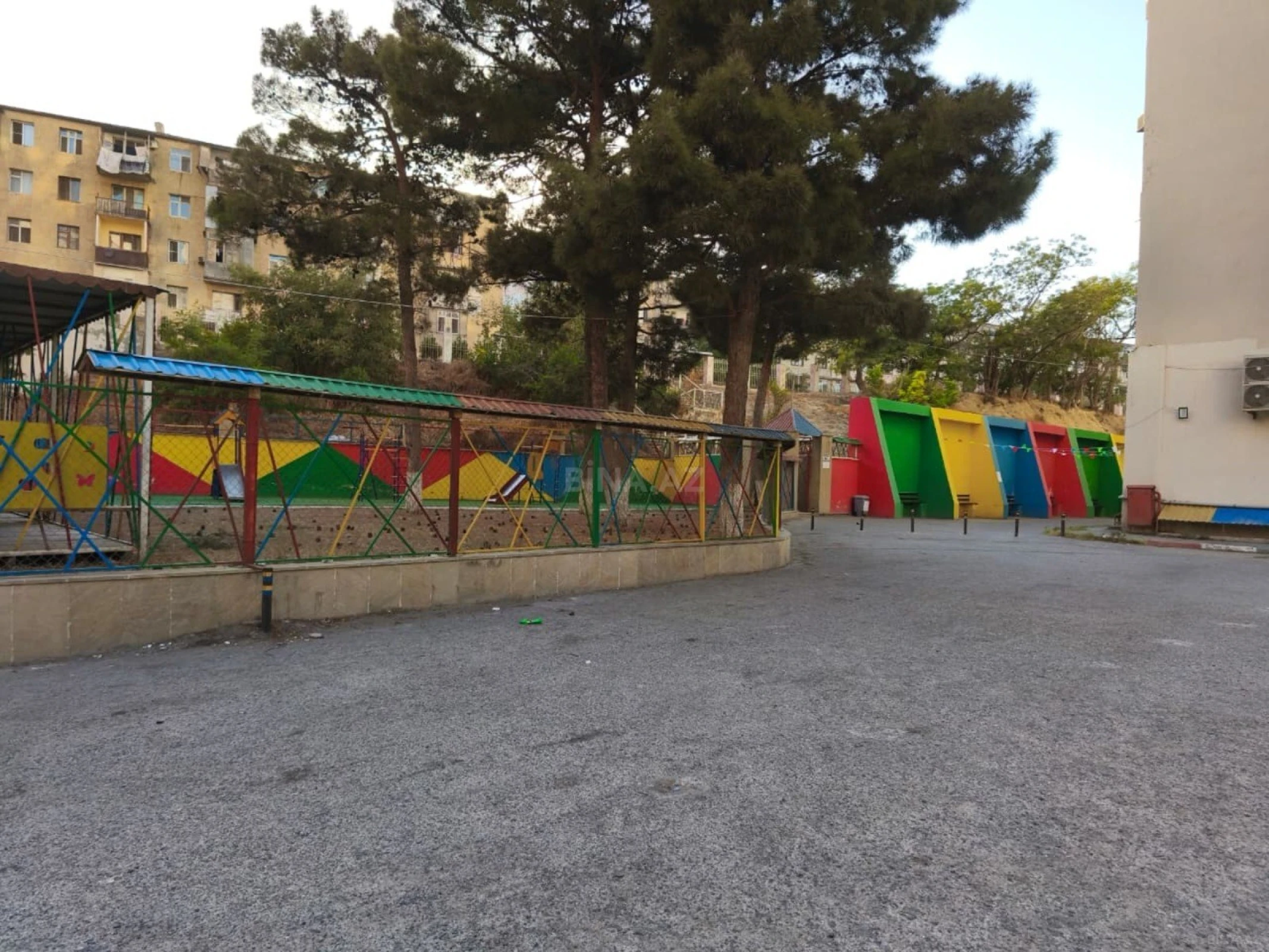 Satılır 3 otaqlı mənzil 102 m²