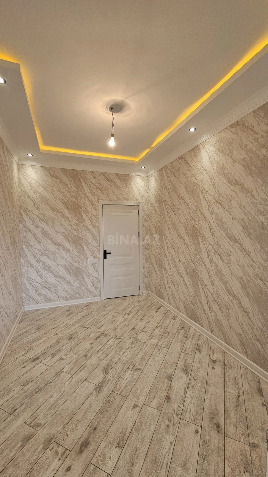 Satılır 2 otaqlı mənzil 54 m²