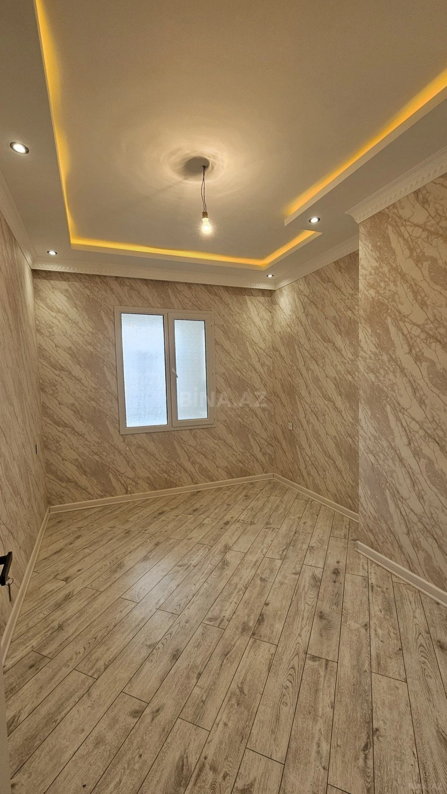 Satılır 2 otaqlı mənzil 54 m²