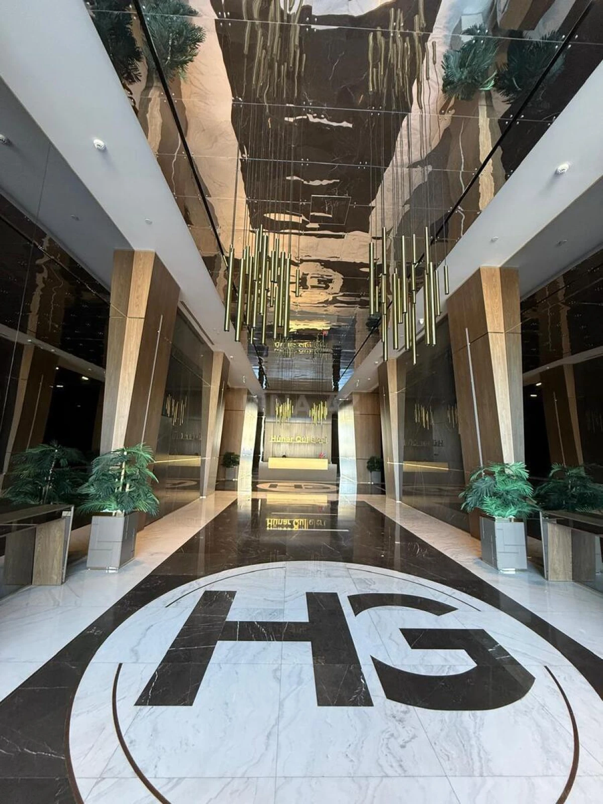 Kirayə verilir 3 otaqlı mənzil 157 m²