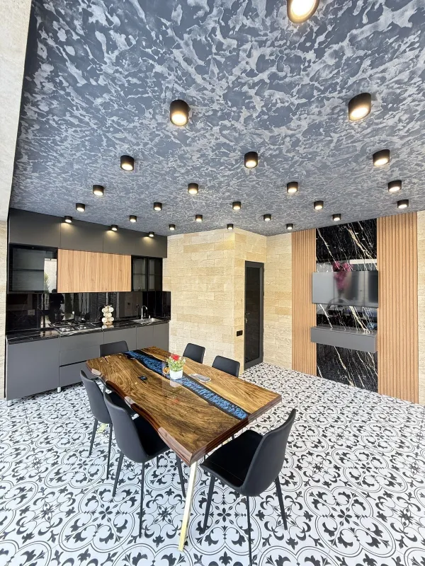 Satılır 5 otaqlı həyət evi 180 m²