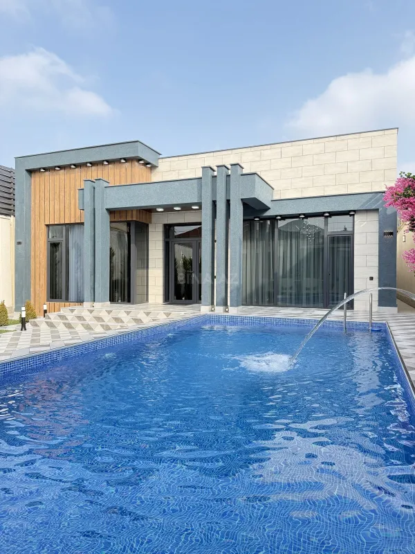 Satılır 5 otaqlı həyət evi 180 m²