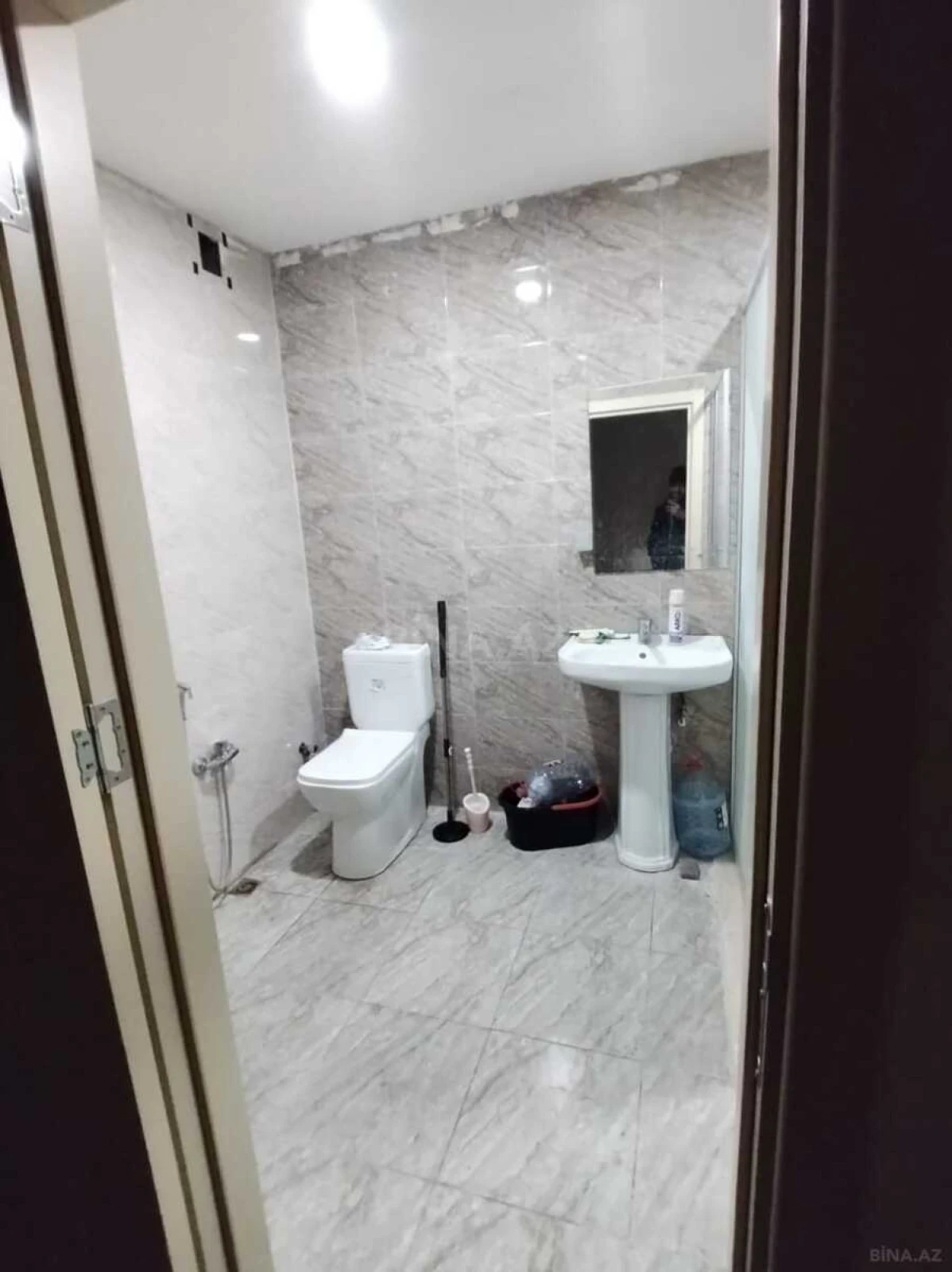 Satılır 1 otaqlı mənzil 52 m²