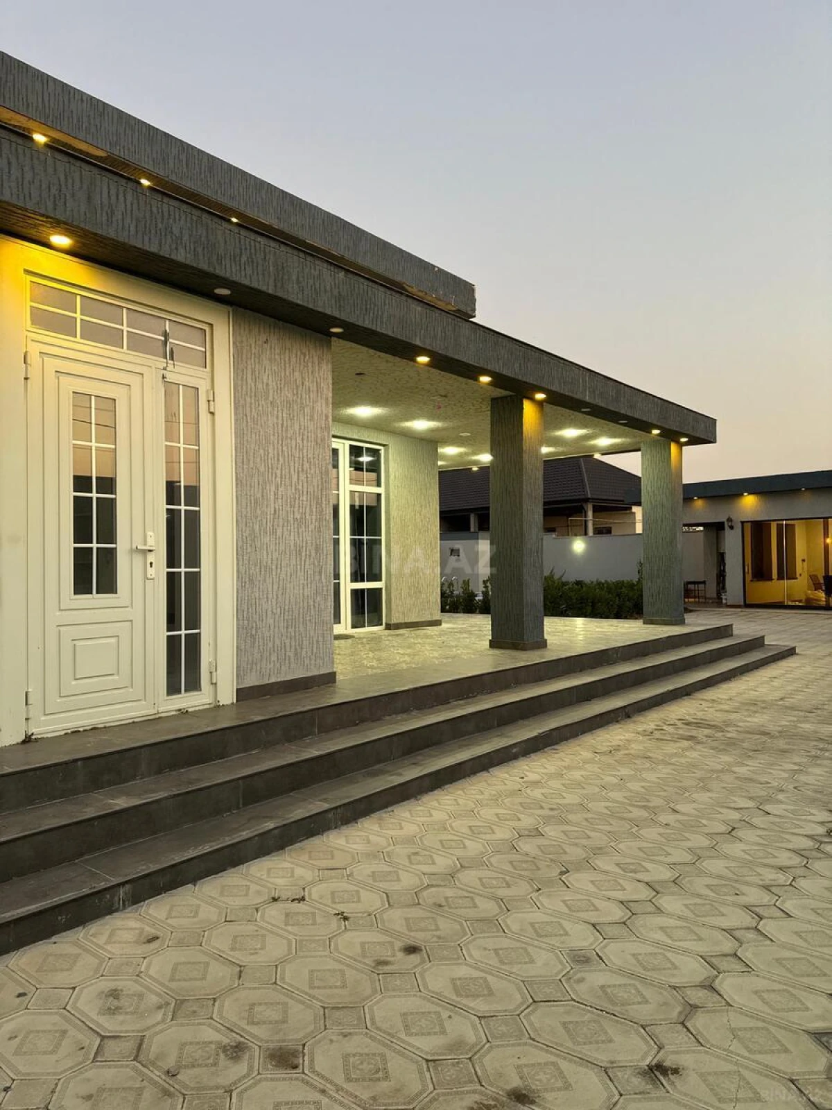 Kirayə verilir 4 otaqlı həyət evi 210 m²