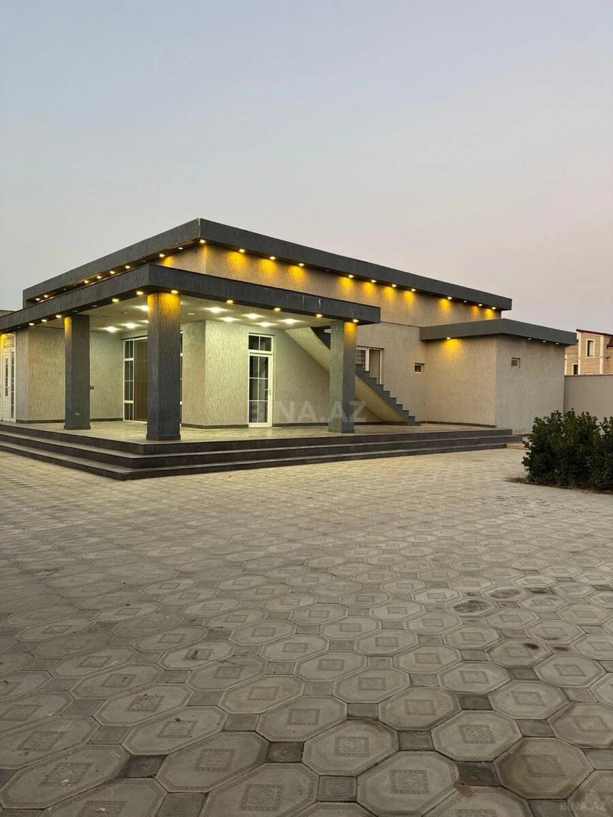 Kirayə verilir 4 otaqlı həyət evi 210 m²