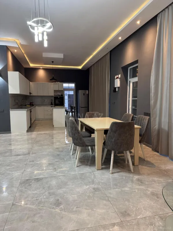 Kirayə verilir 4 otaqlı həyət evi 210 m²
