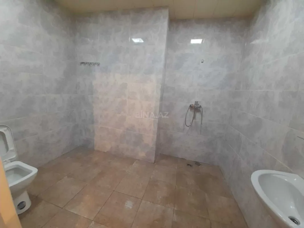 Satılır 3 otaqlı mənzil 111 m²